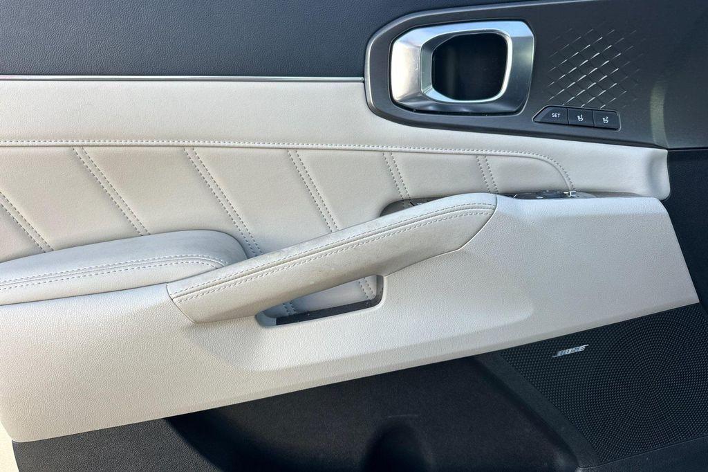 used 2023 Kia Sorento Plug-In Hybrid car, priced at $35,798