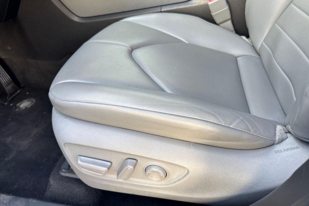 used 2022 Toyota Highlander car, priced at $29,698