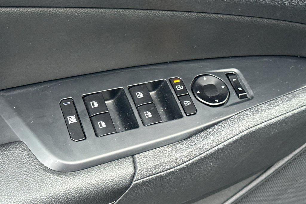 used 2026 Kia Sportage car, priced at $27,598