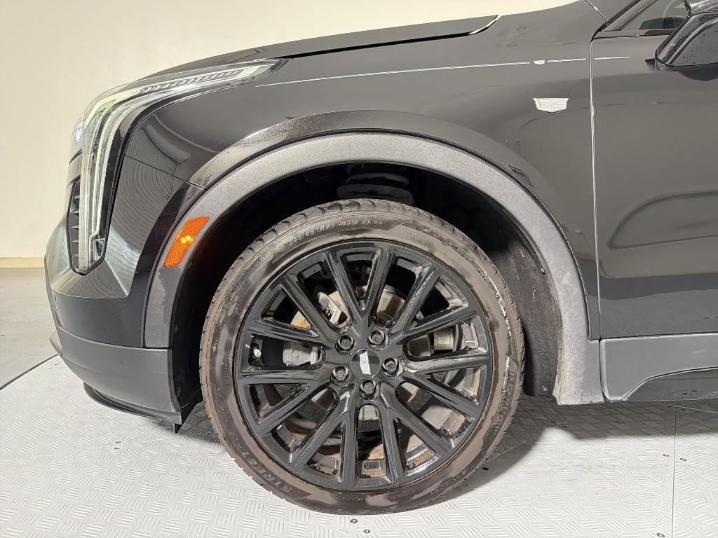 used 2023 Cadillac XT4 car, priced at $28,222