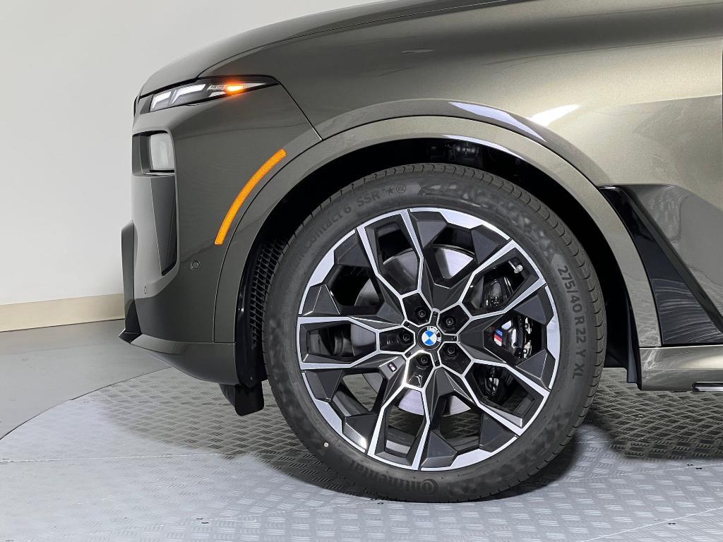 new 2026 BMW X7 car, priced at $98,550