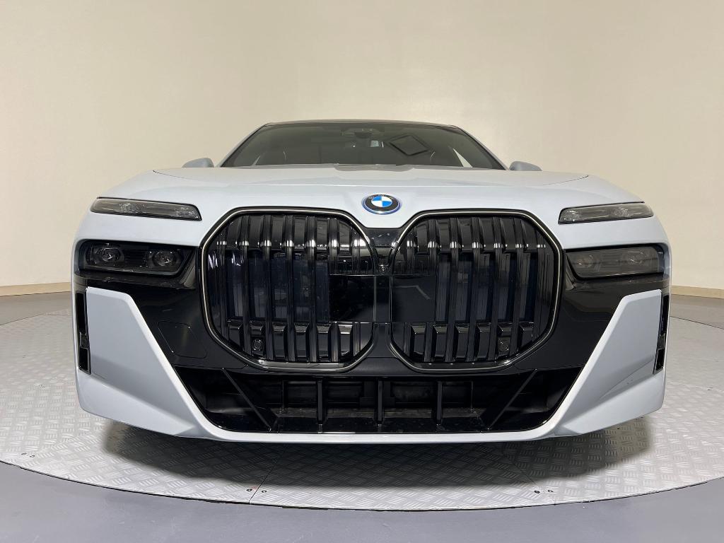 new 2026 BMW i7 car, priced at $122,940