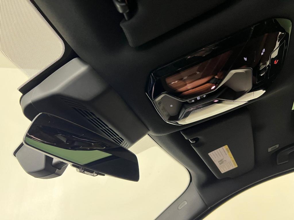 new 2026 BMW i7 car, priced at $122,940