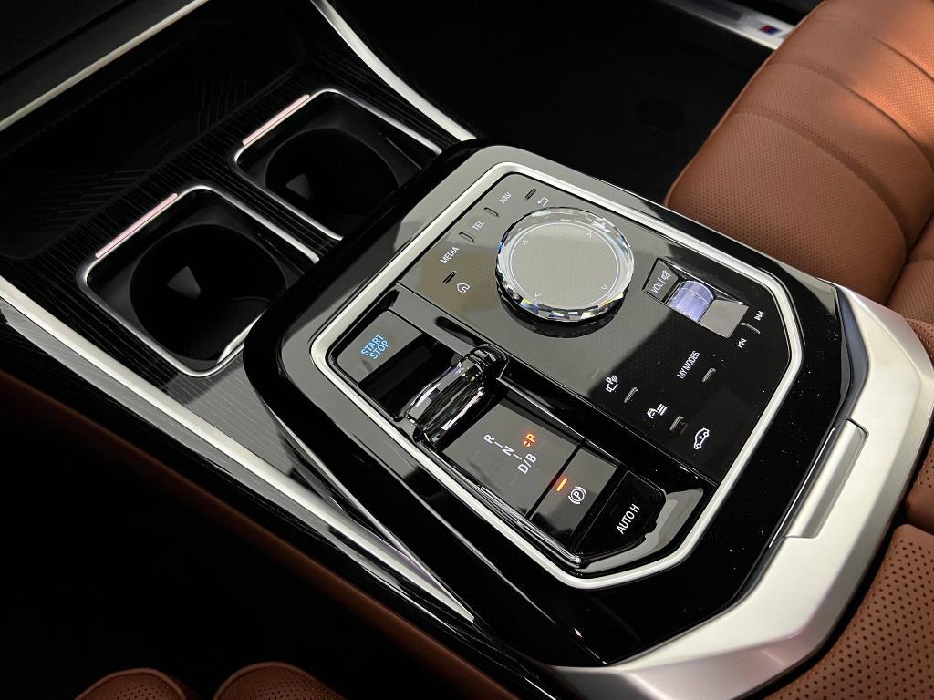 new 2026 BMW i7 car, priced at $122,940