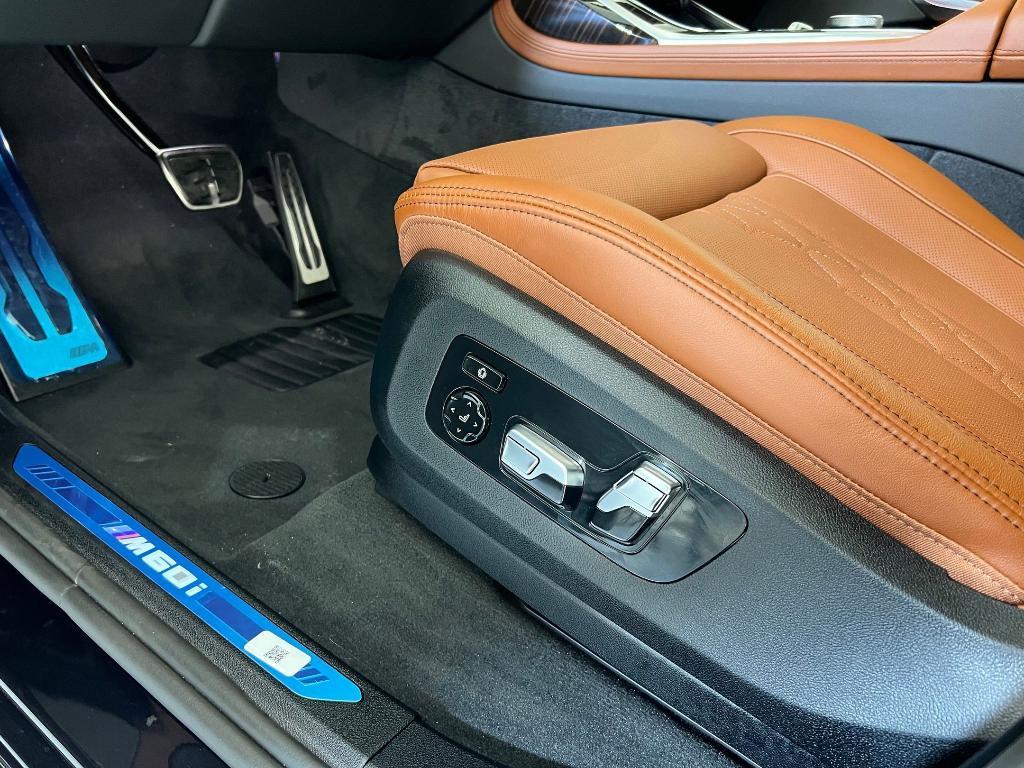 new 2026 BMW X7 car, priced at $119,475