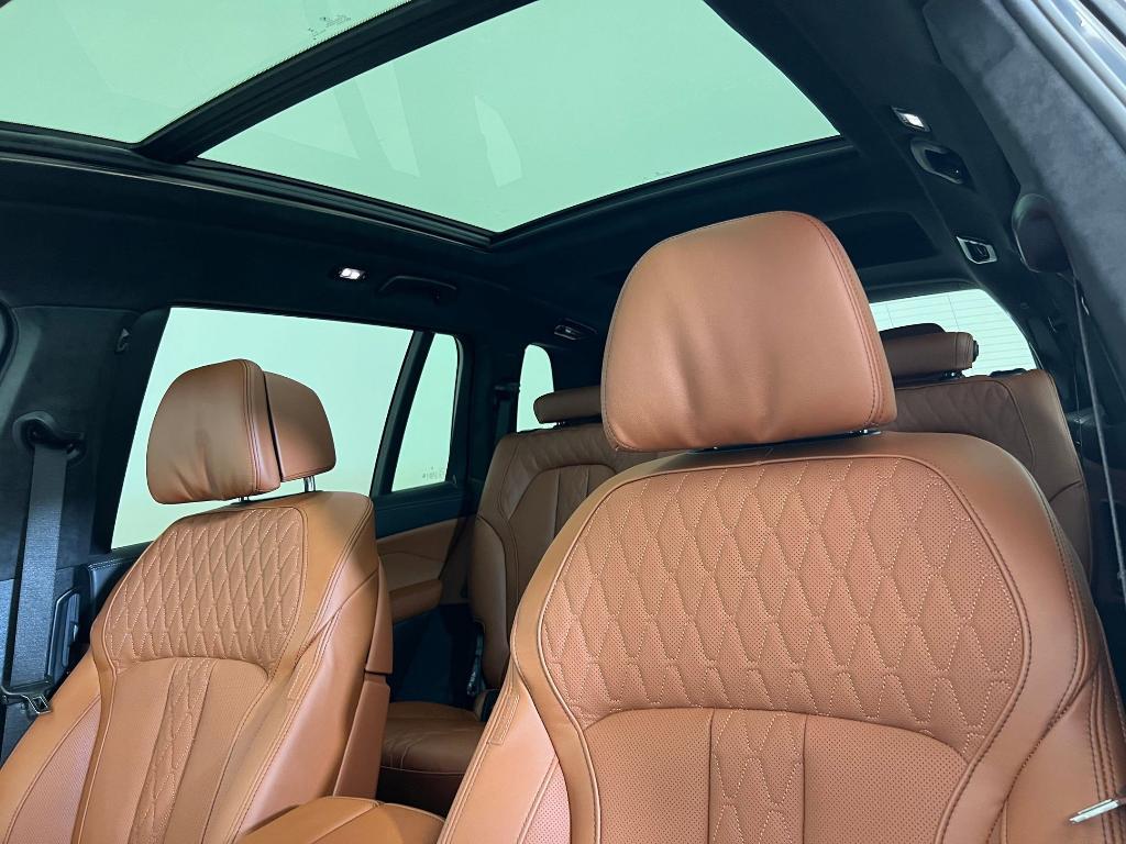 new 2026 BMW X7 car, priced at $119,475