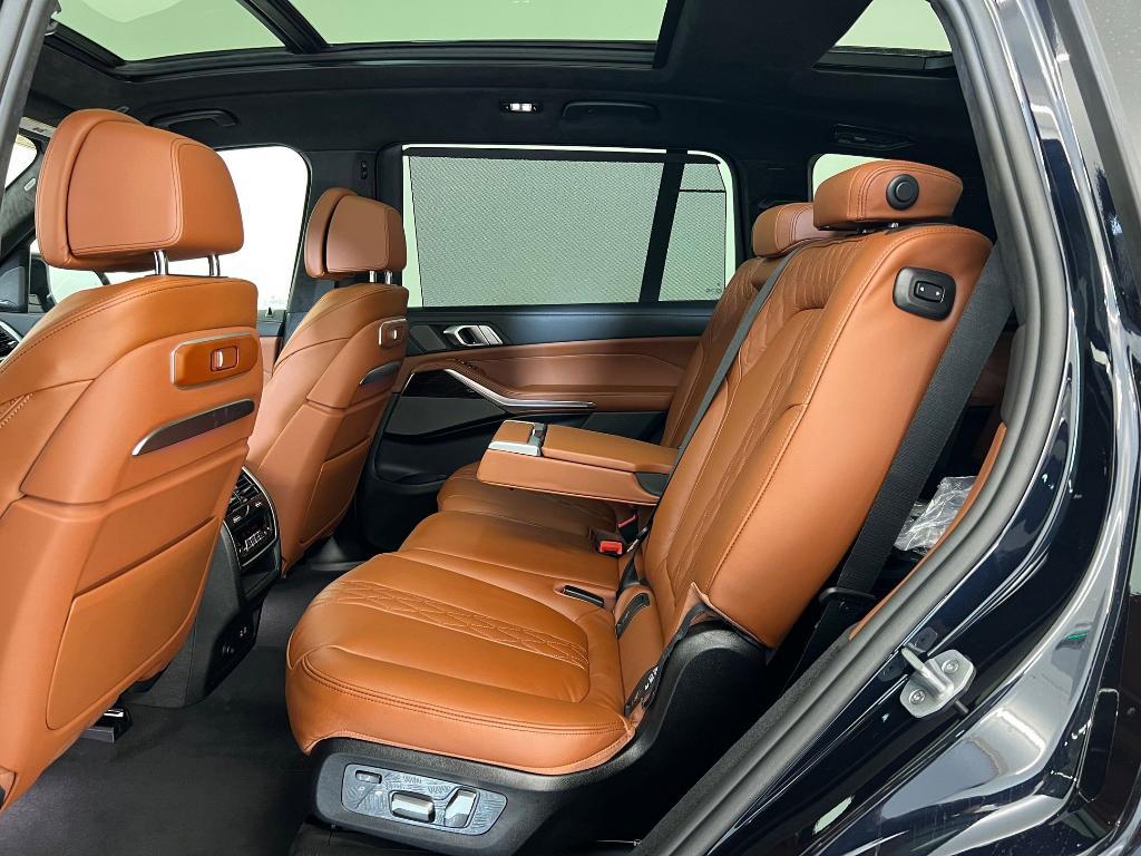 new 2026 BMW X7 car, priced at $119,475