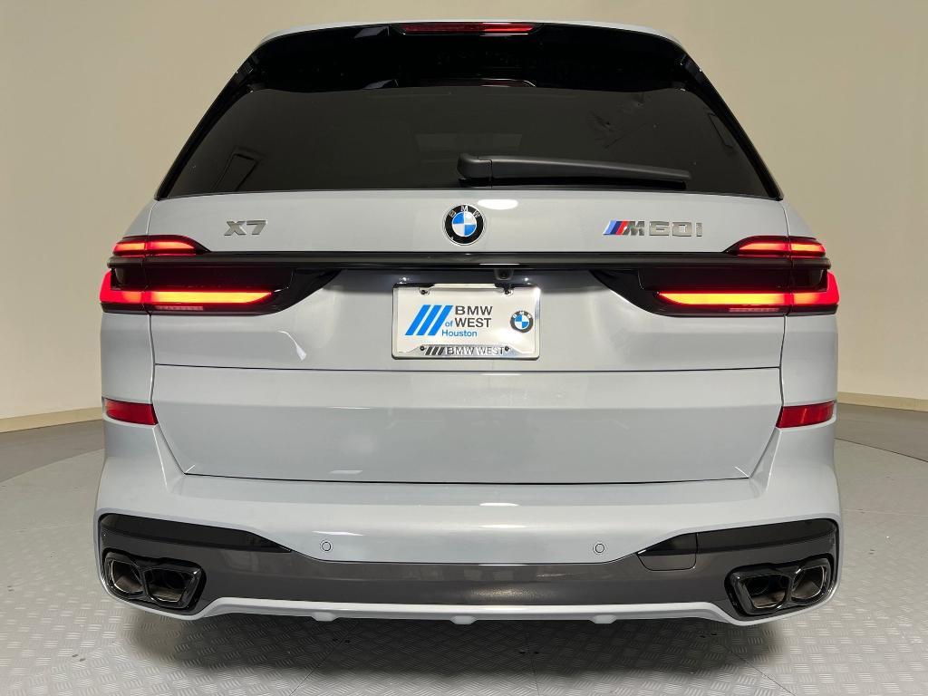 new 2026 BMW X7 car, priced at $124,085