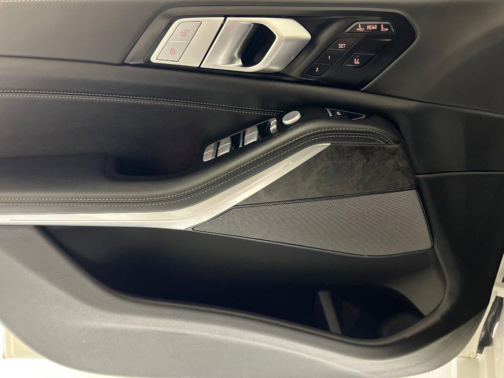 used 2026 BMW X7 car, priced at $89,171