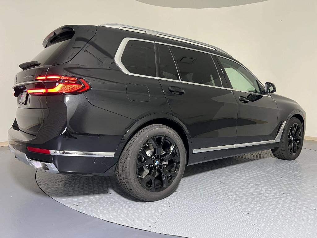 new 2026 BMW X7 car, priced at $100,085