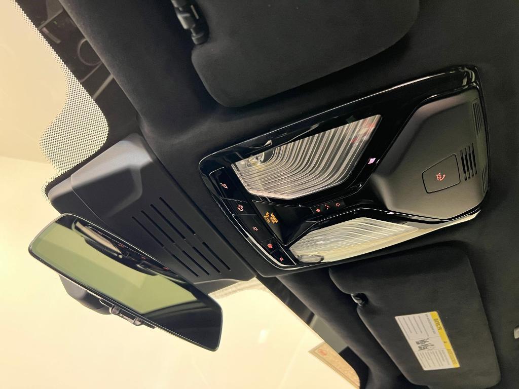 new 2026 BMW X7 car, priced at $93,350