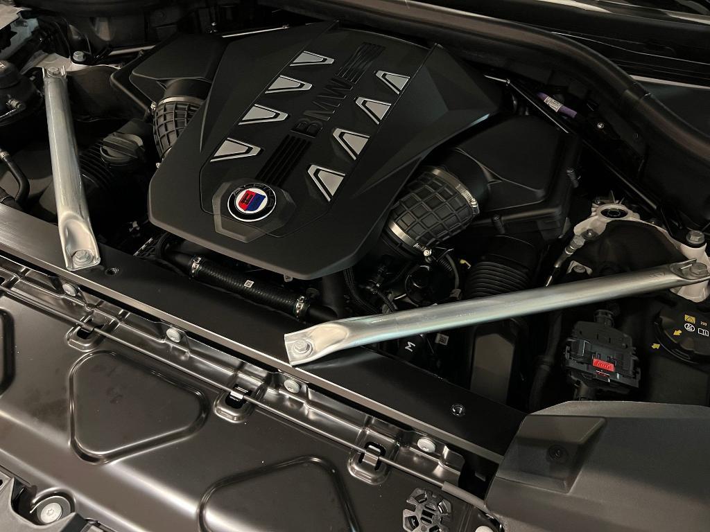 new 2026 BMW ALPINA XB7 car, priced at $161,125
