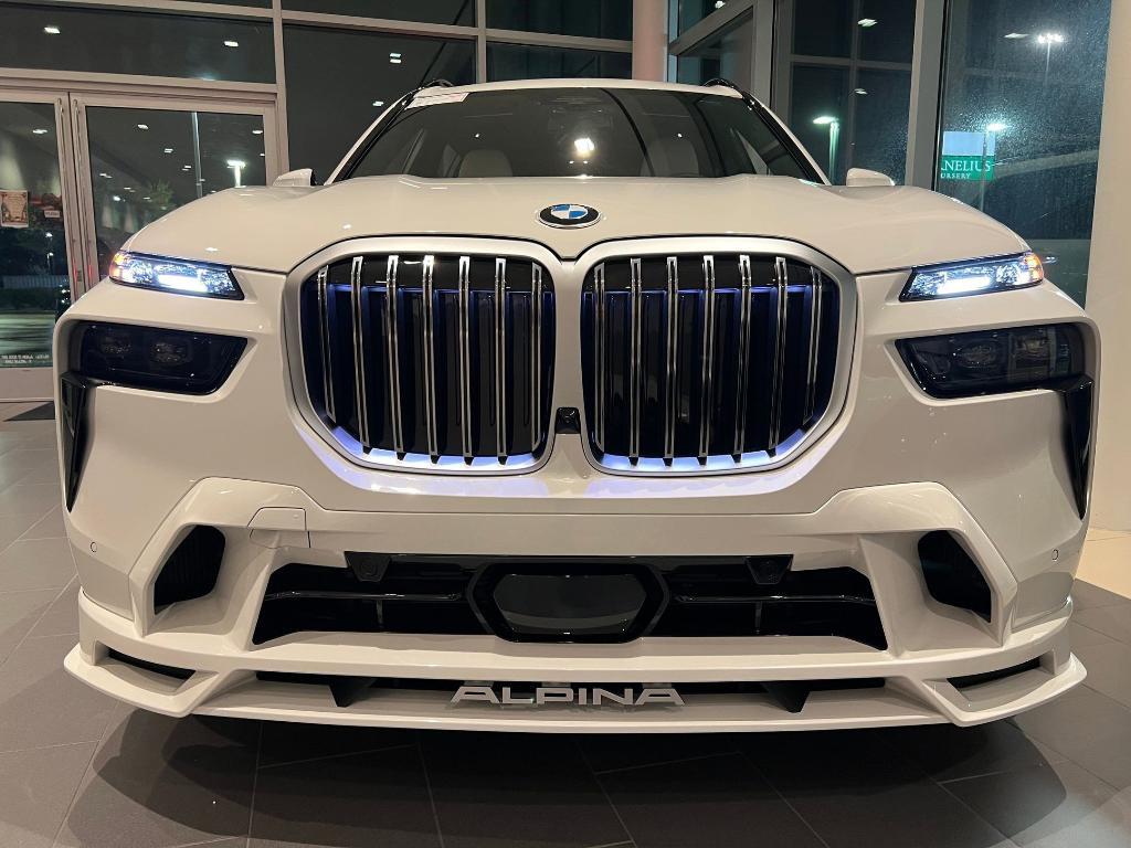 new 2026 BMW ALPINA XB7 car, priced at $161,125