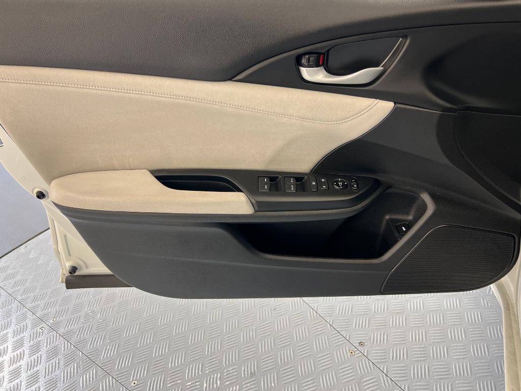 used 2022 Honda Insight car, priced at $15,998