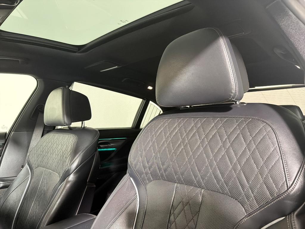 used 2019 BMW 750 car, priced at $20,224