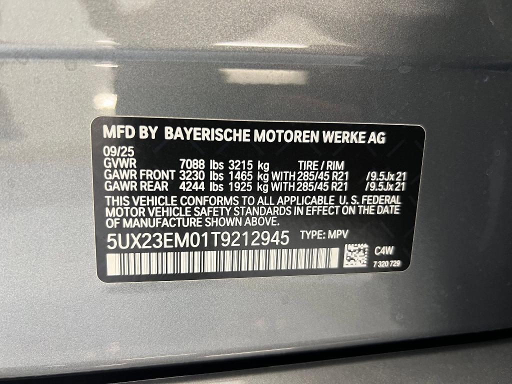 new 2026 BMW X7 car, priced at $103,580