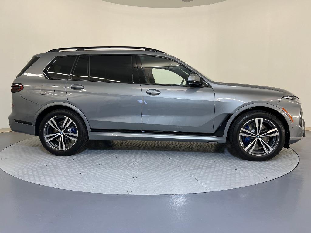 new 2026 BMW X7 car, priced at $103,580