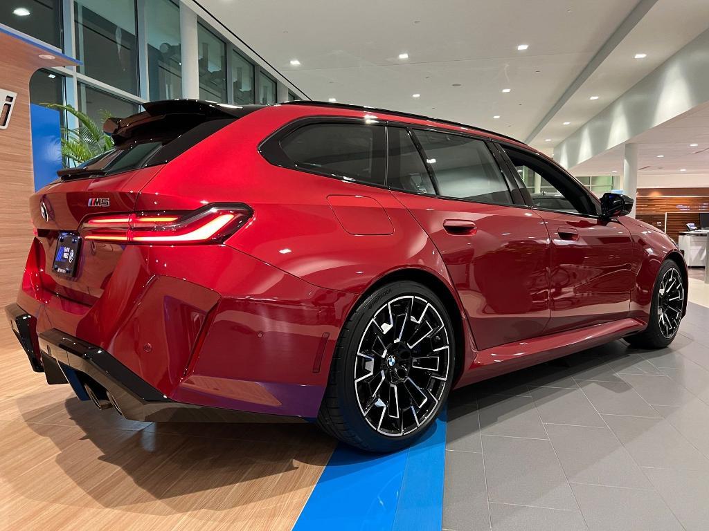 new 2026 BMW M5 car, priced at $131,725