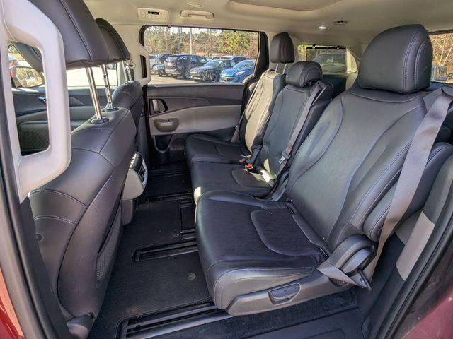 used 2025 Kia Carnival car, priced at $40,680