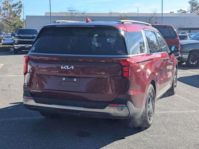 used 2025 Kia Carnival car, priced at $40,680