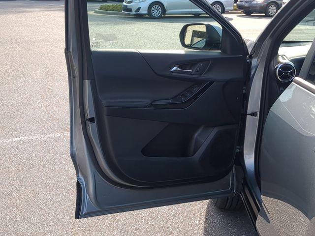 new 2026 Chevrolet Equinox car, priced at $28,000