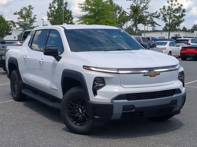 new 2025 Chevrolet Silverado EV car, priced at $69,018