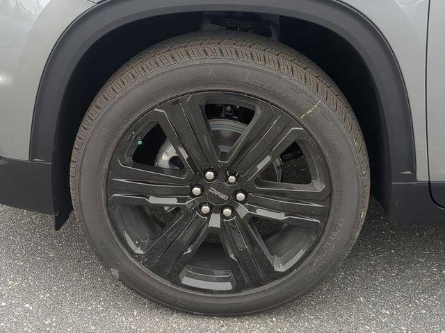 new 2026 GMC Acadia car, priced at $50,900