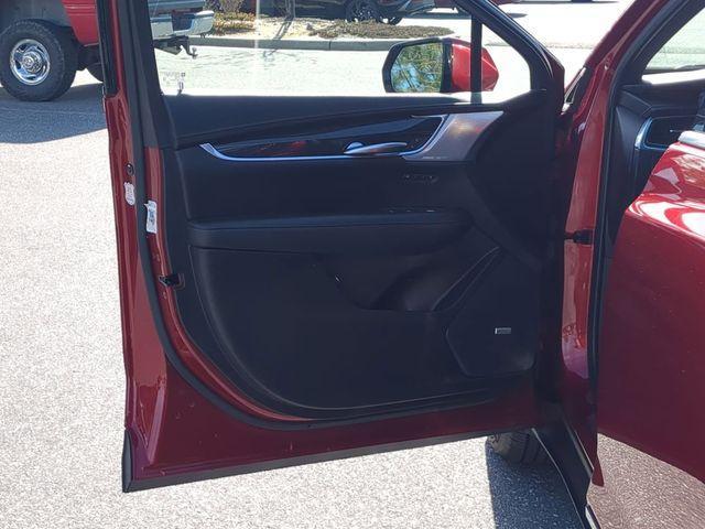 used 2023 Cadillac XT5 car, priced at $28,532