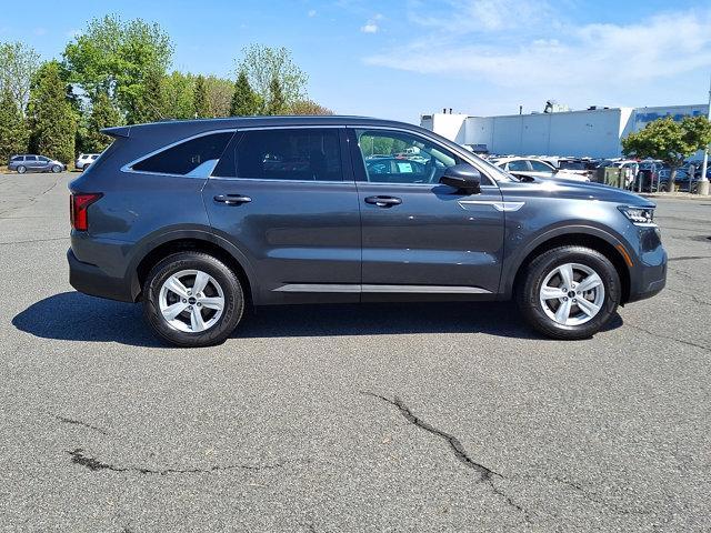 used 2022 Kia Sorento car, priced at $26,887