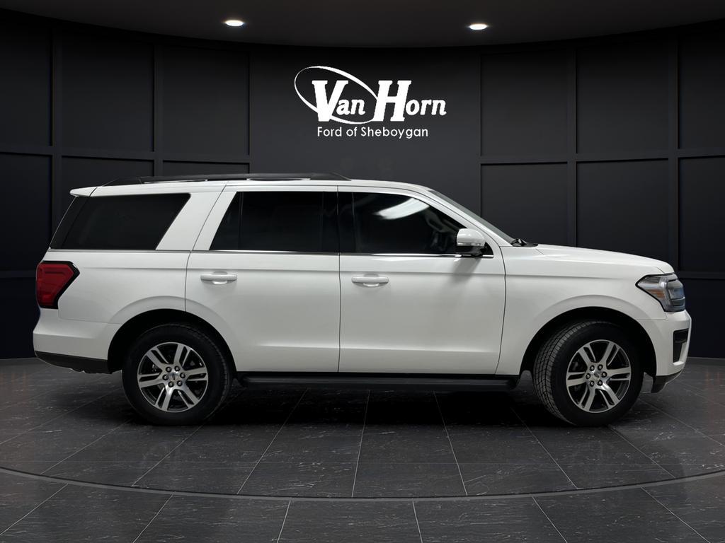 used 2024 Ford Expedition car, priced at $48,997