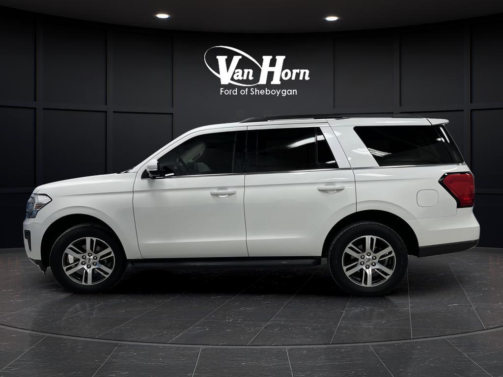 used 2024 Ford Expedition car, priced at $48,997