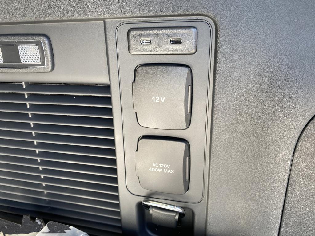 new 2025 Ford Expedition Max car, priced at $72,534