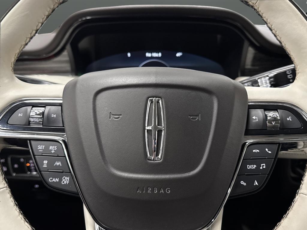 used 2022 Lincoln Nautilus car, priced at $30,885