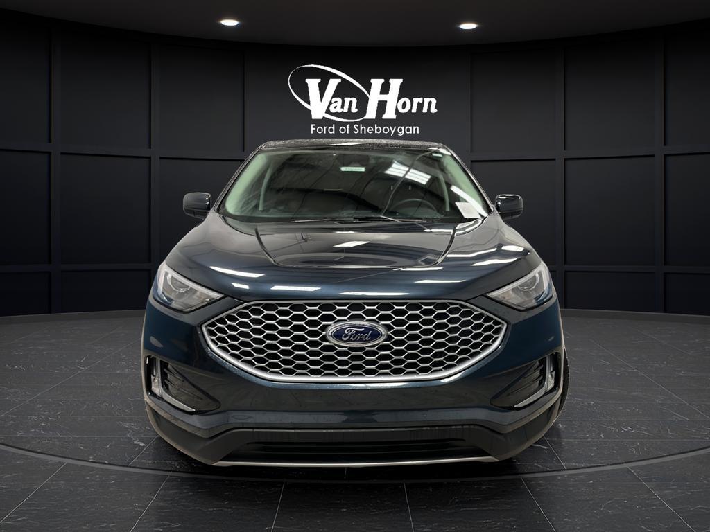 used 2024 Ford Edge car, priced at $29,392