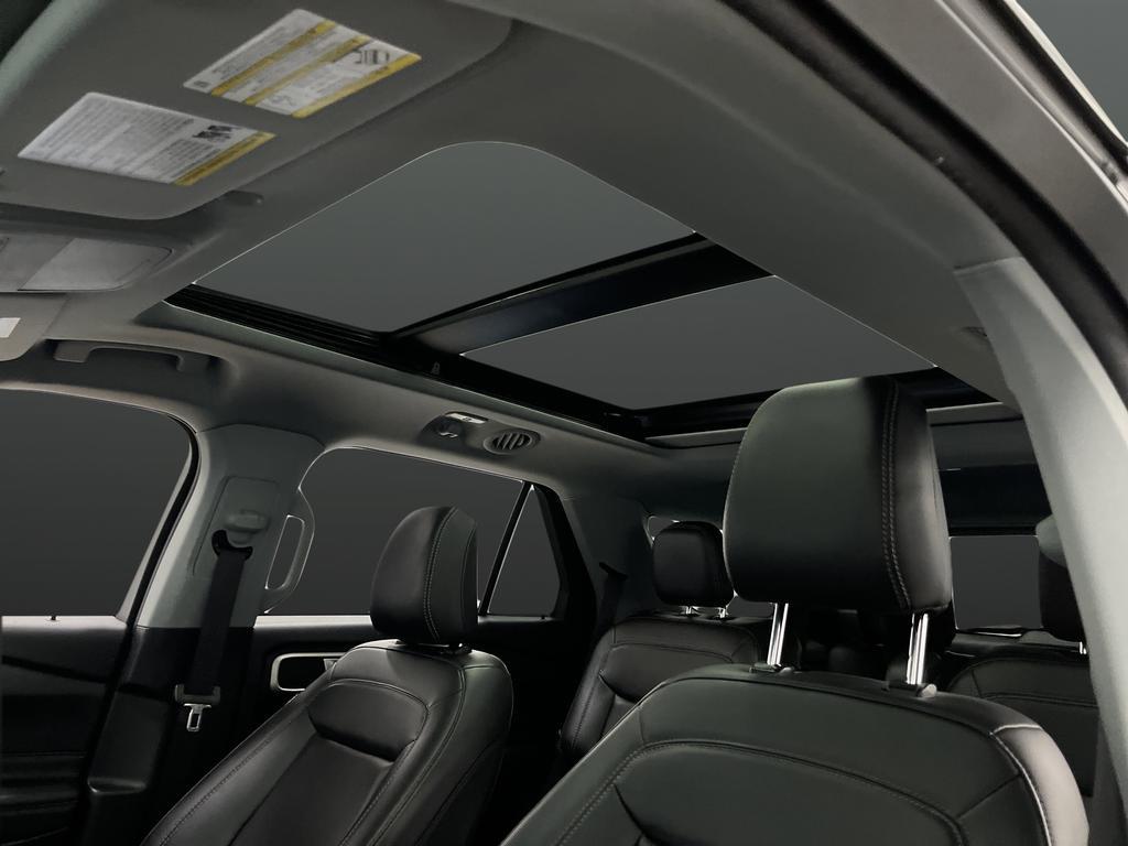 used 2023 Ford Explorer car, priced at $27,918