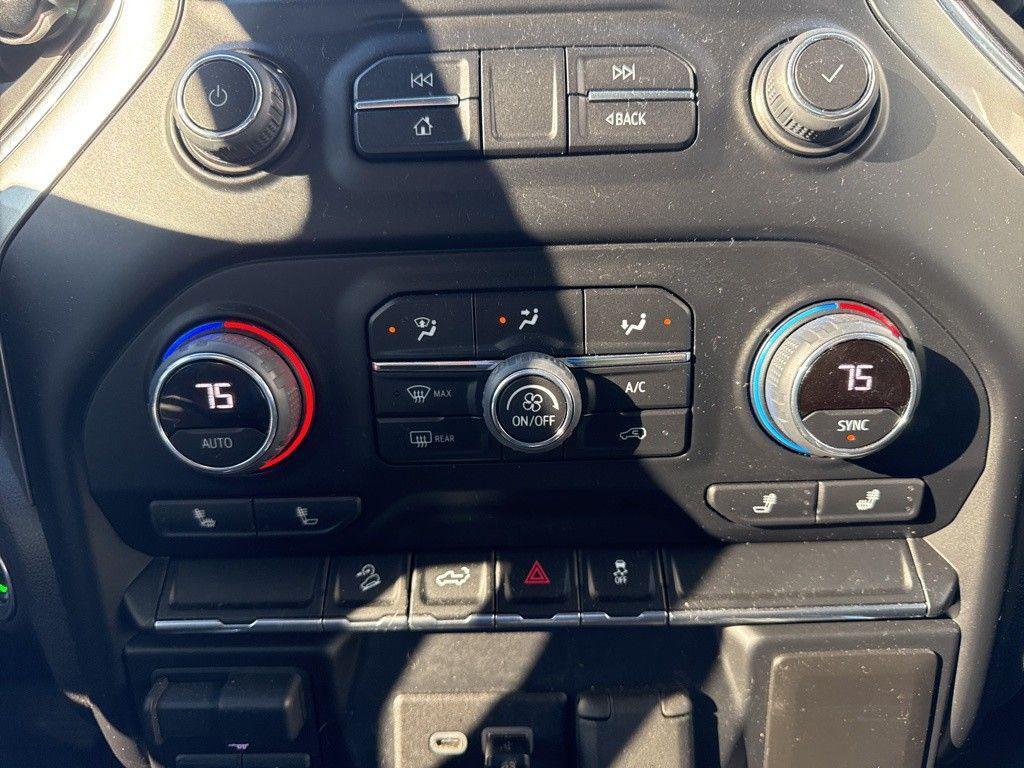 used 2022 Chevrolet Silverado 1500 car, priced at $38,997