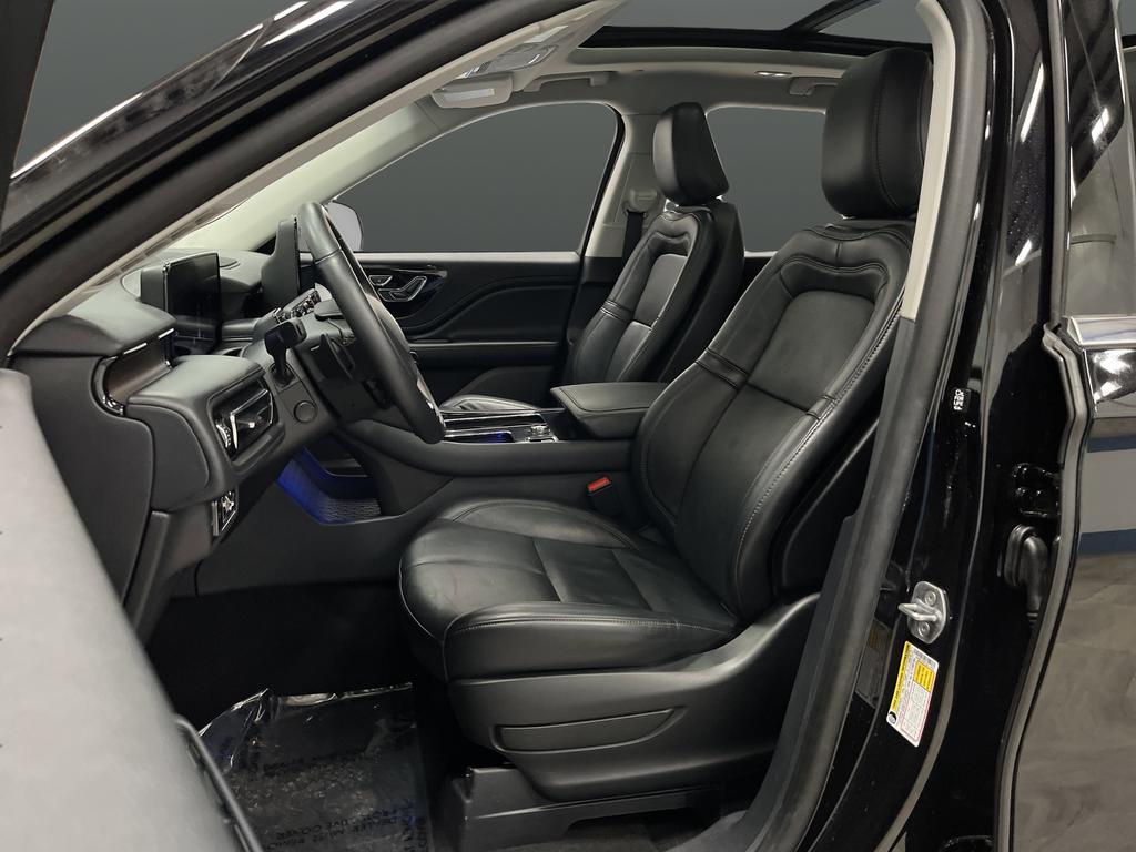 used 2025 Lincoln Aviator car, priced at $56,445