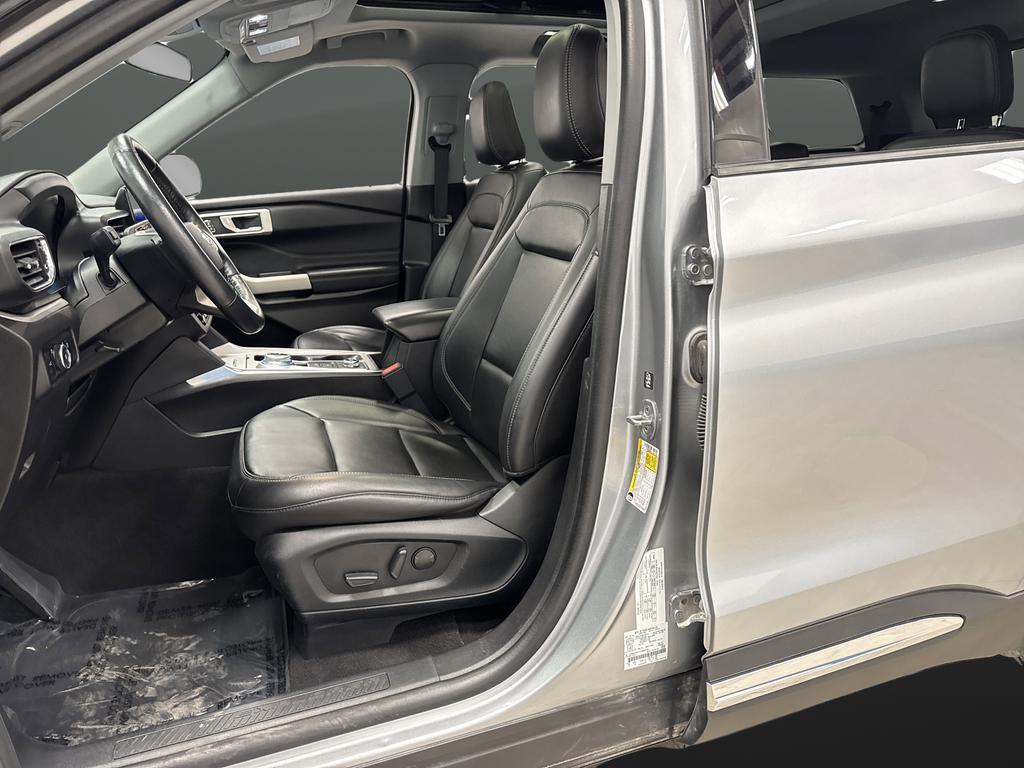 used 2023 Ford Explorer car, priced at $27,622