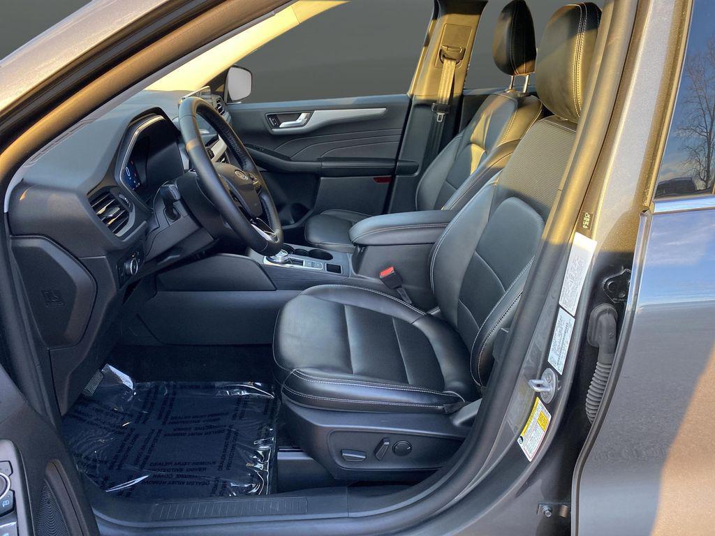 used 2025 Ford Escape car, priced at $26,247