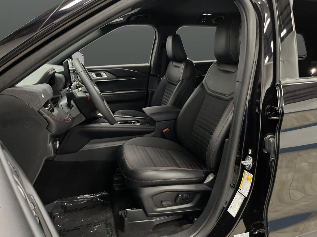 used 2025 Ford Explorer car, priced at $37,938