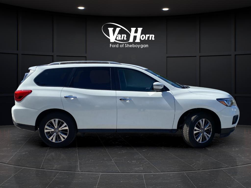 used 2020 Nissan Pathfinder car, priced at $15,052