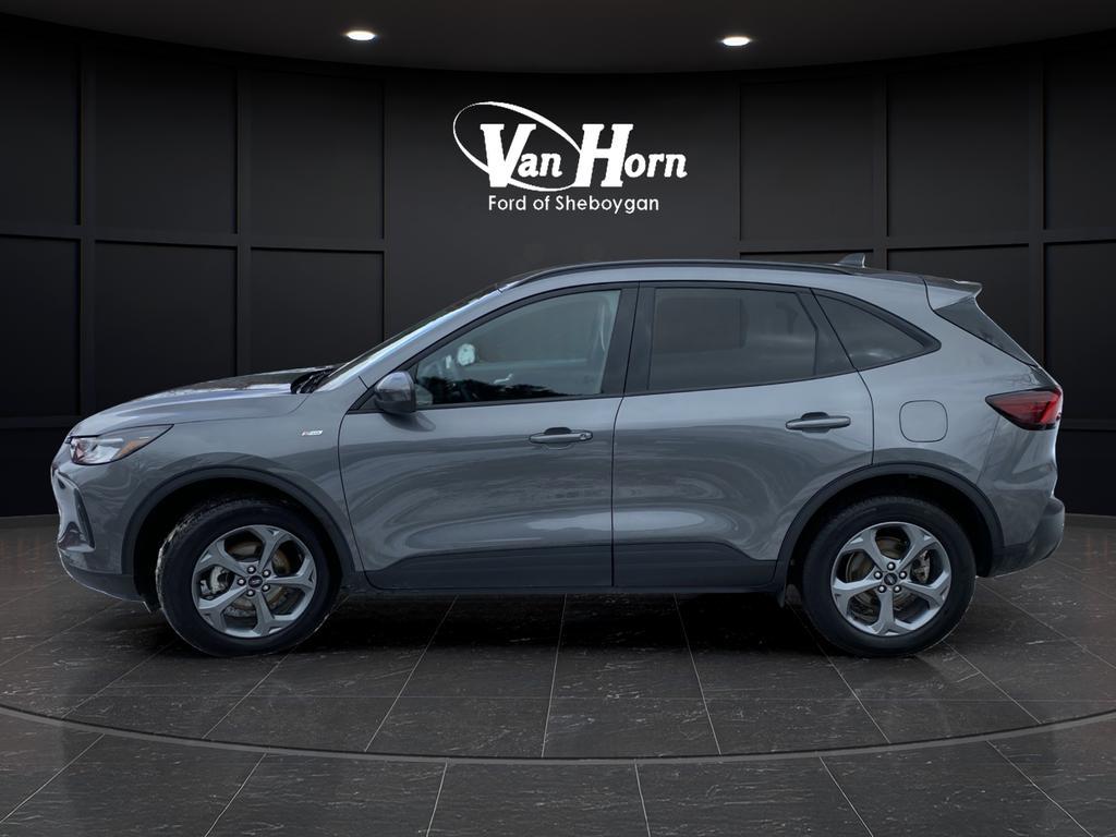 used 2025 Ford Escape car, priced at $25,578