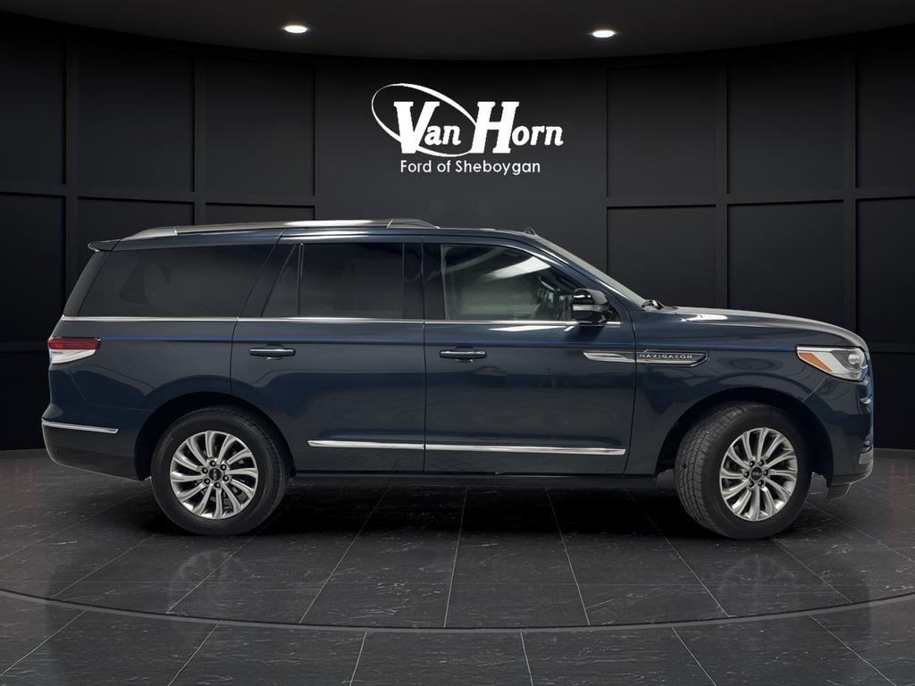 used 2024 Lincoln Navigator car, priced at $56,724