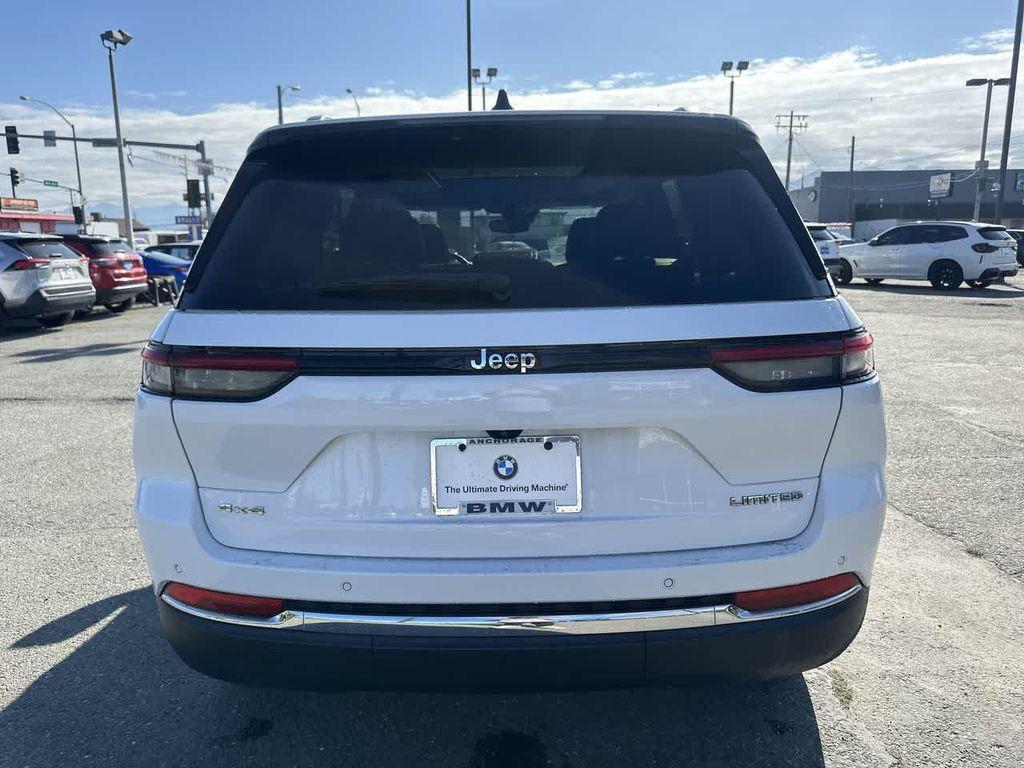 used 2023 Jeep Grand Cherokee car, priced at $30,999