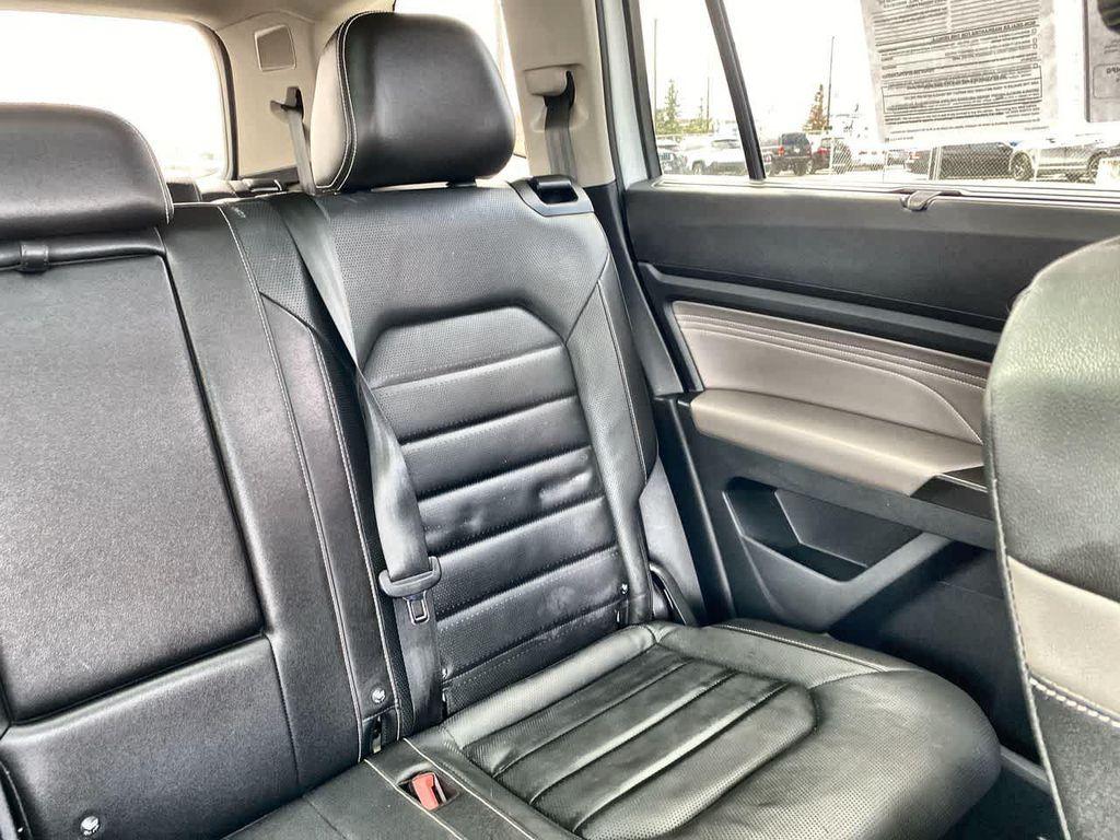 used 2023 Volkswagen Atlas car, priced at $36,999