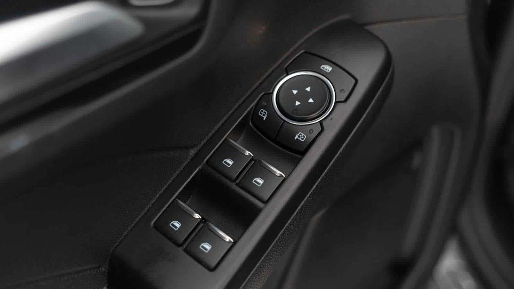 used 2025 Ford Escape car, priced at $26,999