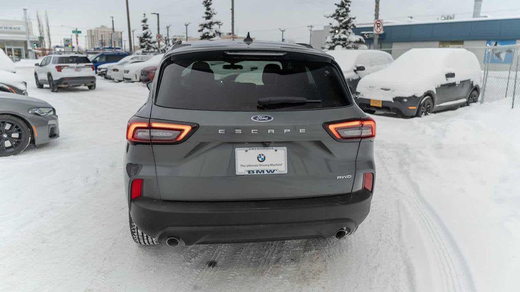 used 2025 Ford Escape car, priced at $26,999
