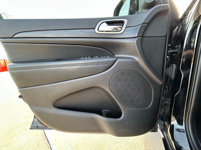 used 2020 Jeep Grand Cherokee car, priced at $23,959