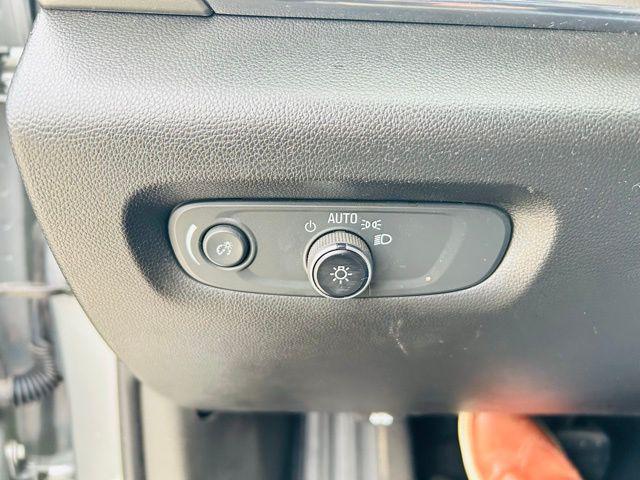 used 2023 Chevrolet Traverse car, priced at $26,900