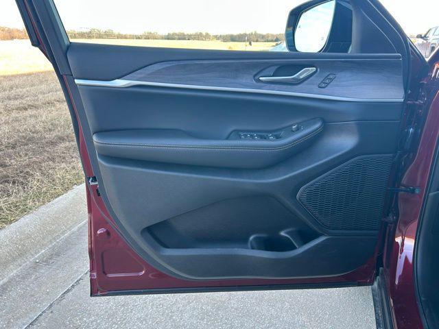 new 2025 Jeep Grand Cherokee L car, priced at $51,655